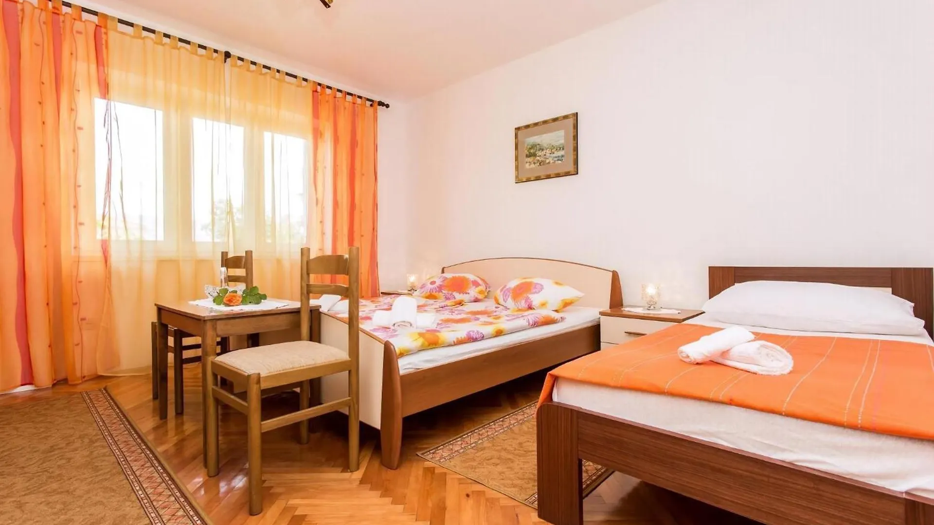 Schoene Ferienwohnung Rezika Šilo Apartamento
